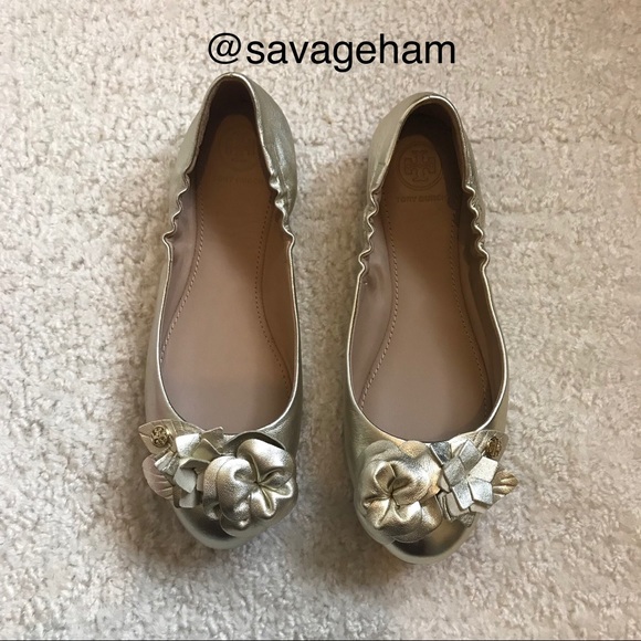 NWOT Tory Burch Bloosom Ballet Flat in Spark Gold - Picture 4 of 8